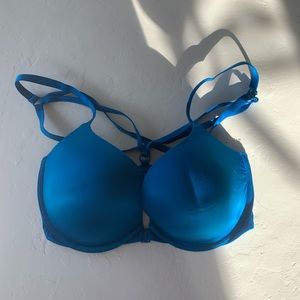 Victoria’s Secret Very Sexy Front Close bra